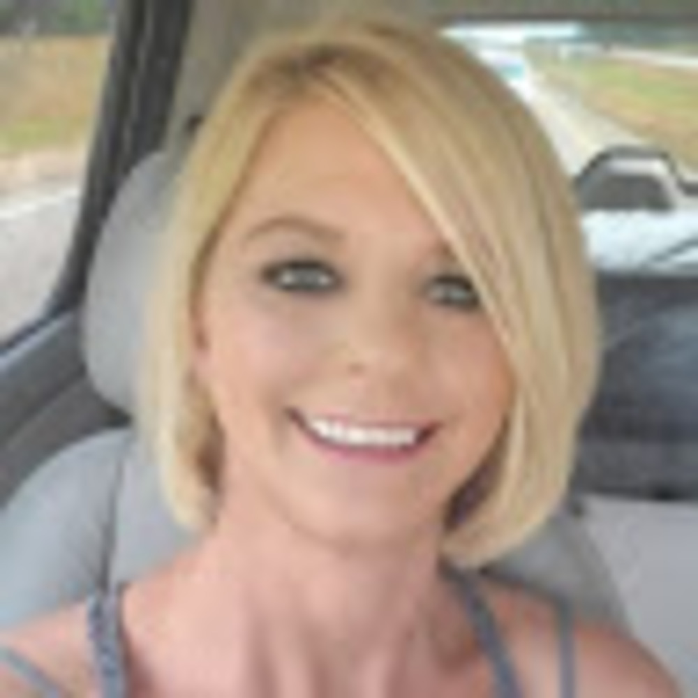 Meet your Posher, Lezley